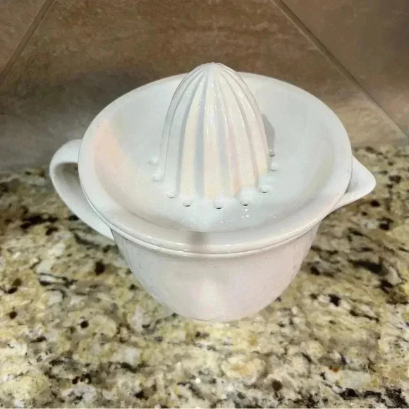 Rae Dunn "SQUEEZE" Juicer Pitcher With Handle by Magenta Artisan Collection - Picture 9 of 12